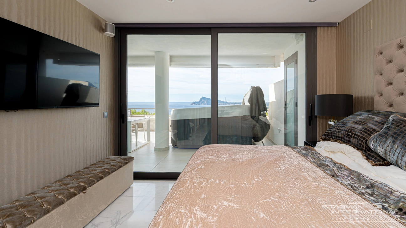 Apartamento de Lujo con Impresionantes Vistas al Mar en Altea Hills