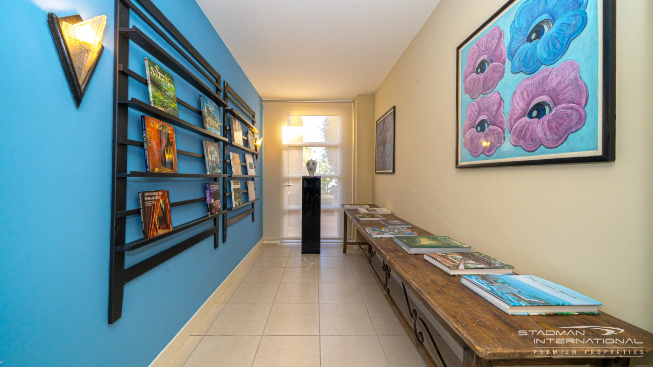 Villa de Luxe Spacieuse avec Vue Imprenable sur la Mer à Altea Hills