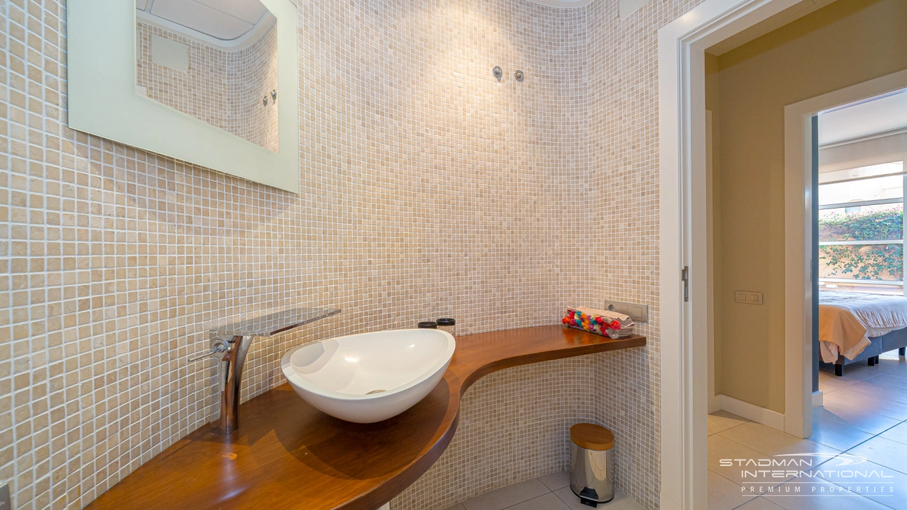 Villa de Luxe Spacieuse avec Vue Imprenable sur la Mer à Altea Hills