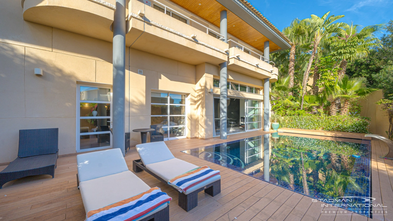 Villa de Luxe Spacieuse avec Vue Imprenable sur la Mer à Altea Hills