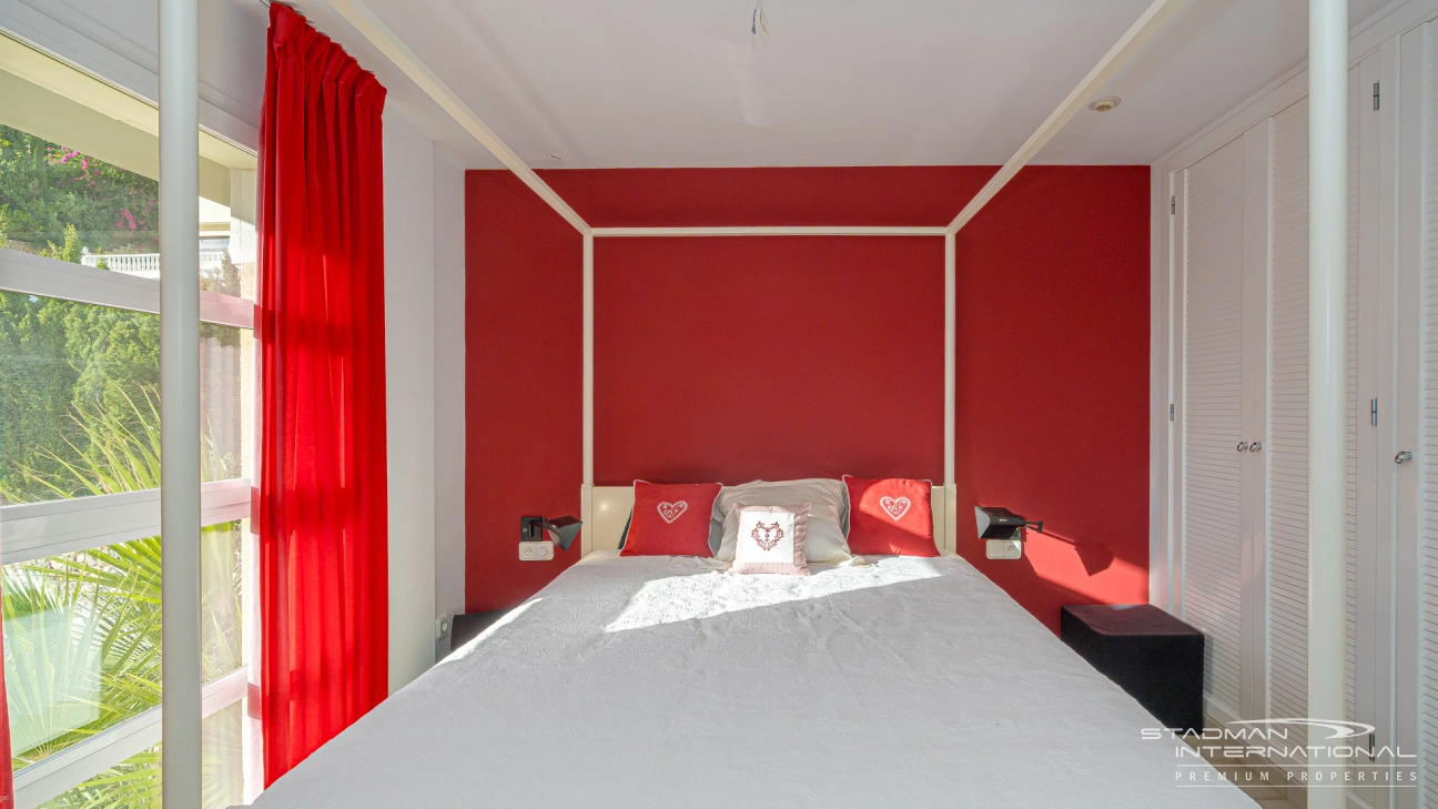 Villa de Luxe Spacieuse avec Vue Imprenable sur la Mer à Altea Hills