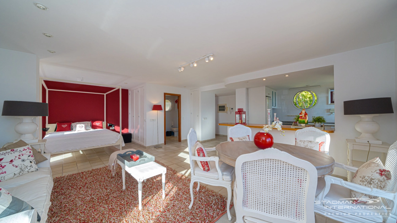 Villa de Luxe Spacieuse avec Vue Imprenable sur la Mer à Altea Hills