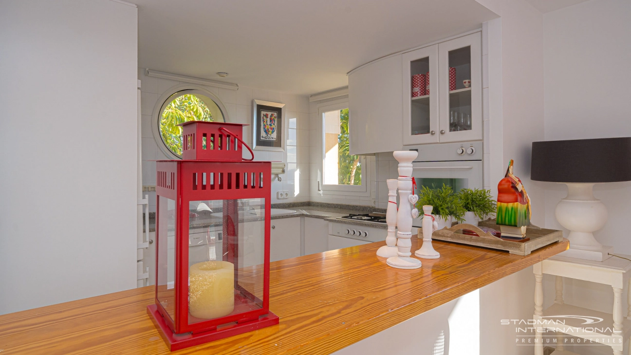 Villa de Luxe Spacieuse avec Vue Imprenable sur la Mer à Altea Hills