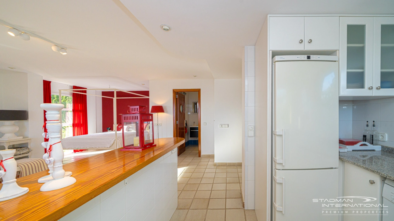 Villa de Luxe Spacieuse avec Vue Imprenable sur la Mer à Altea Hills