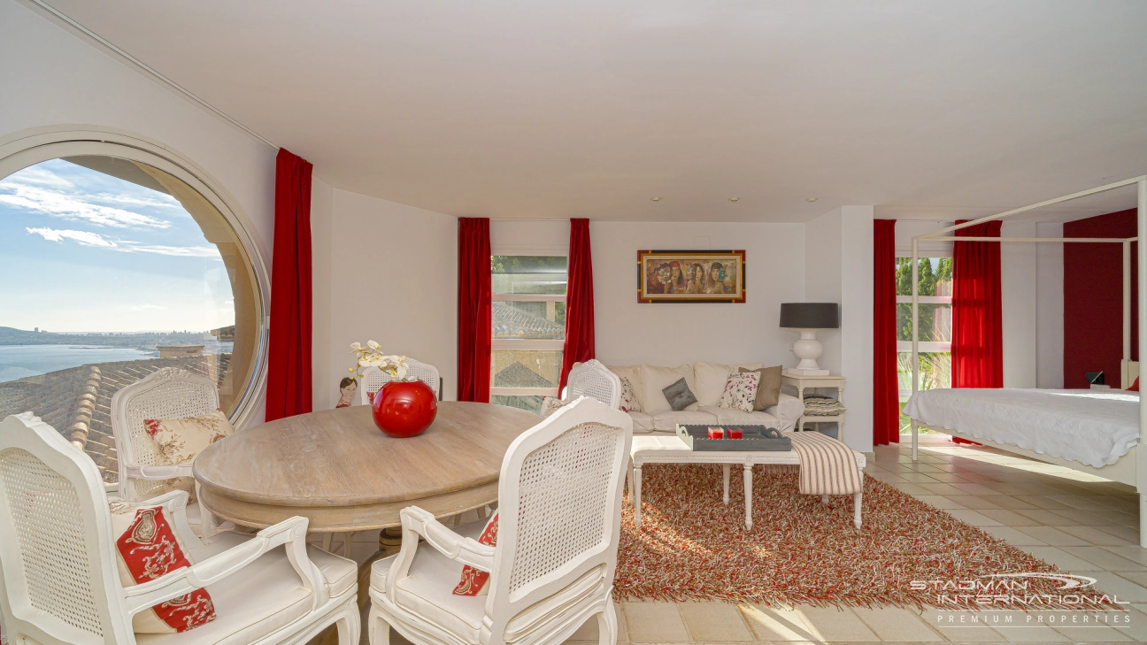 Villa de Luxe Spacieuse avec Vue Imprenable sur la Mer à Altea Hills