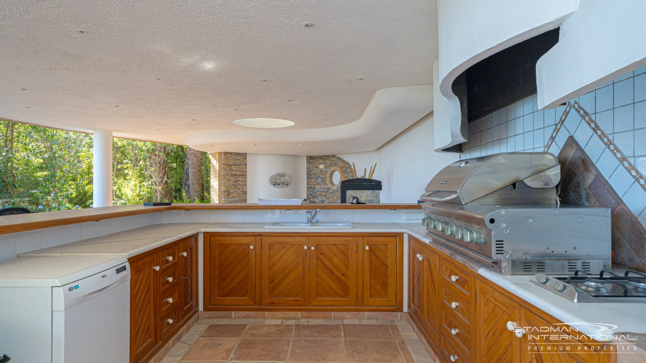 Villa de Luxe Spacieuse avec Vue Imprenable sur la Mer à Altea Hills