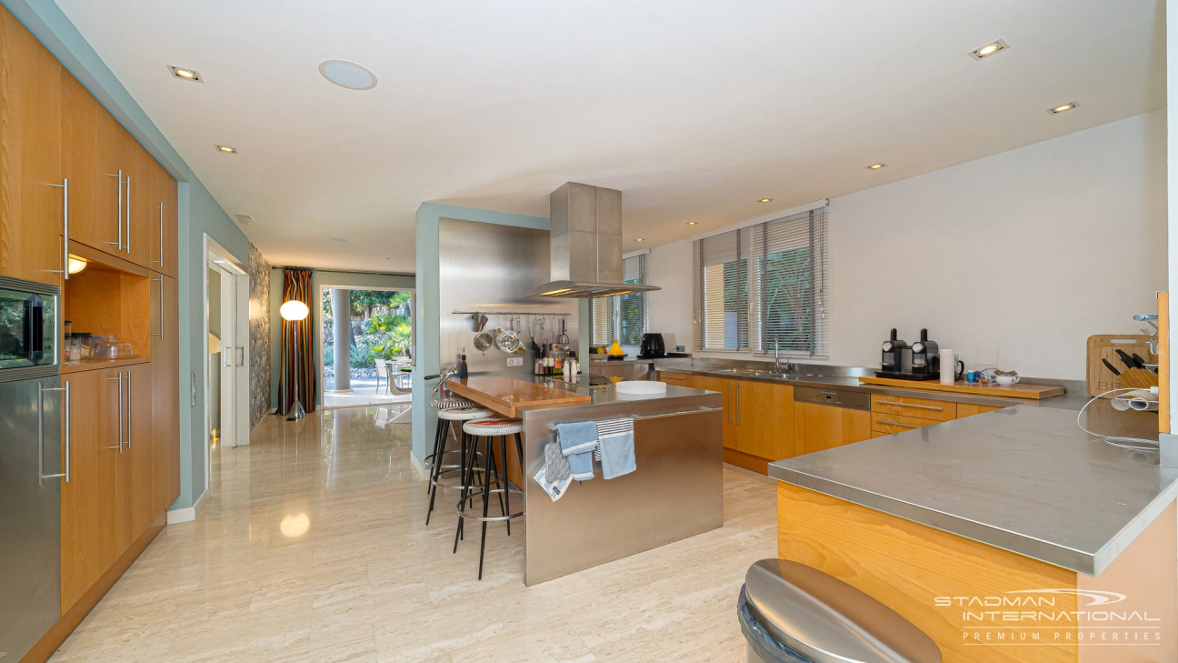 Villa de Luxe Spacieuse avec Vue Imprenable sur la Mer à Altea Hills