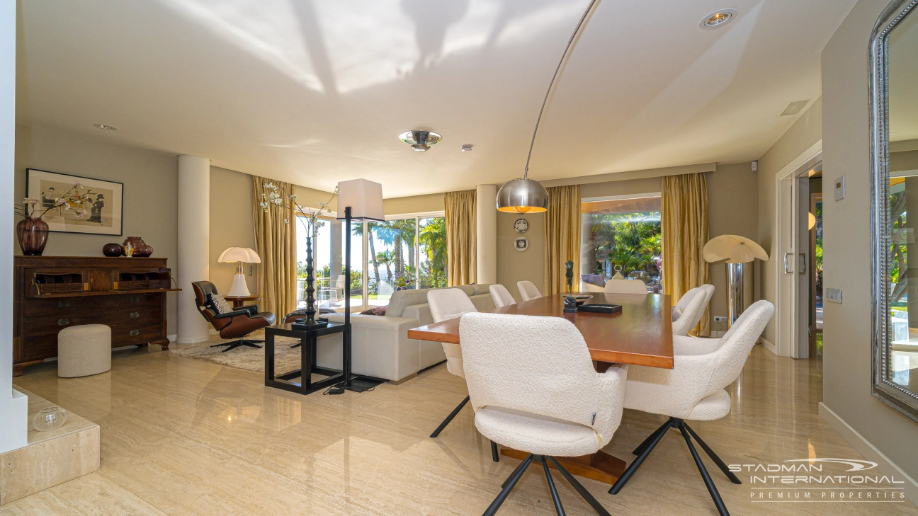 Villa de Luxe Spacieuse avec Vue Imprenable sur la Mer à Altea Hills