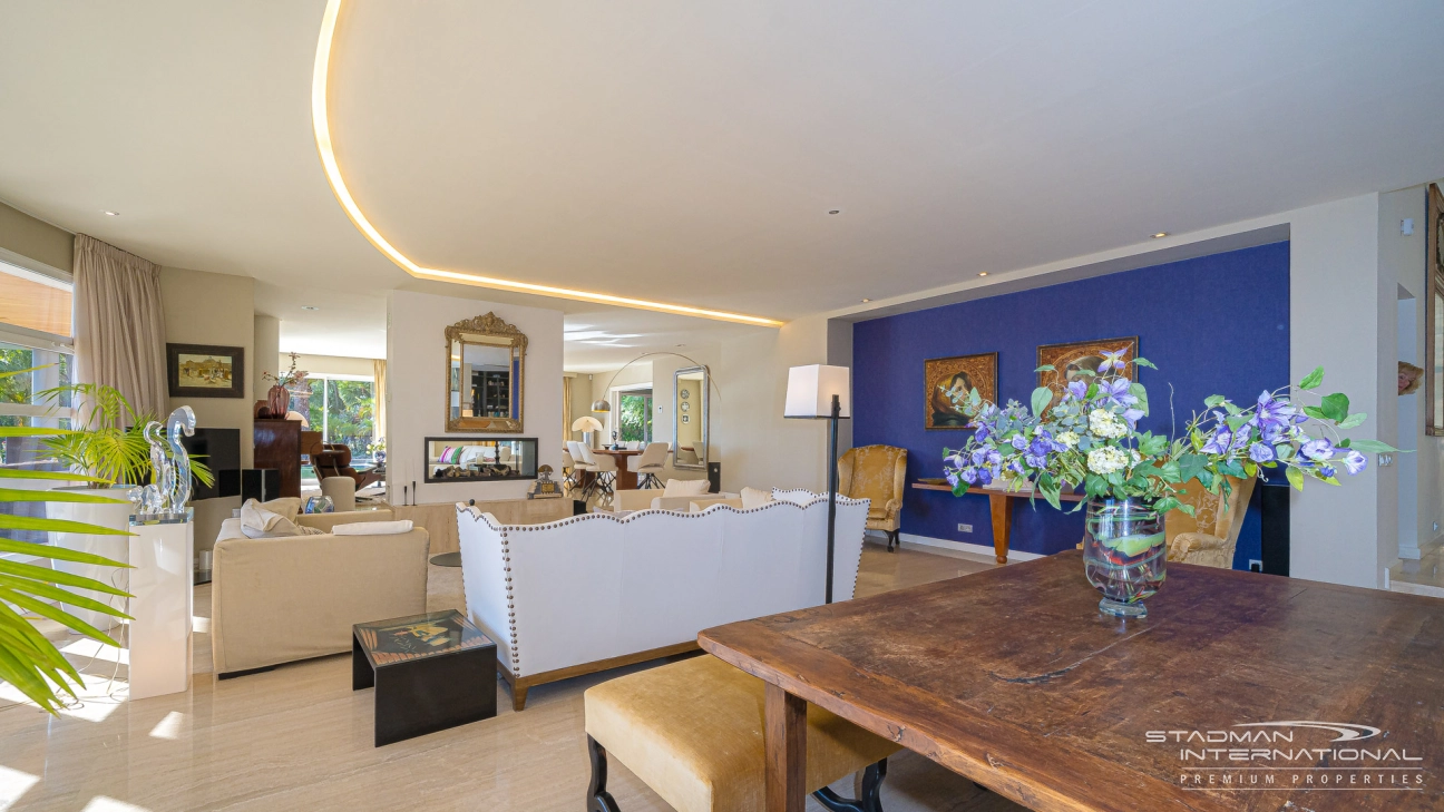 Villa de Luxe Spacieuse avec Vue Imprenable sur la Mer à Altea Hills