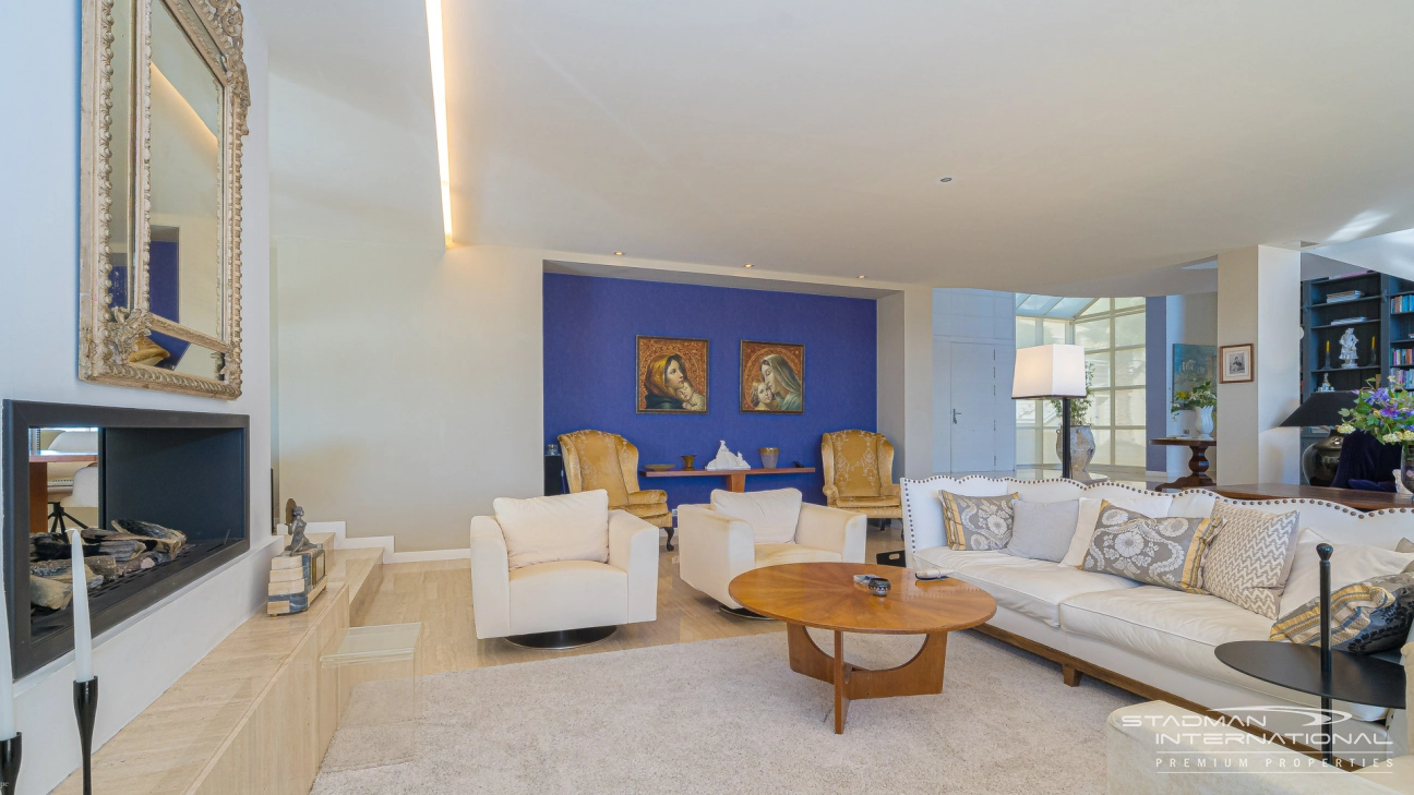 Villa de Luxe Spacieuse avec Vue Imprenable sur la Mer à Altea Hills