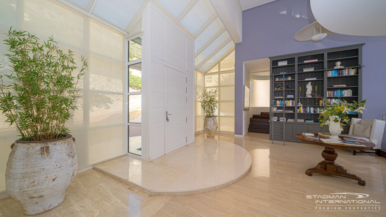 Villa de Luxe Spacieuse avec Vue Imprenable sur la Mer à Altea Hills