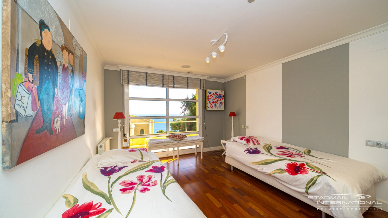 Villa de Luxe Spacieuse avec Vue Imprenable sur la Mer à Altea Hills