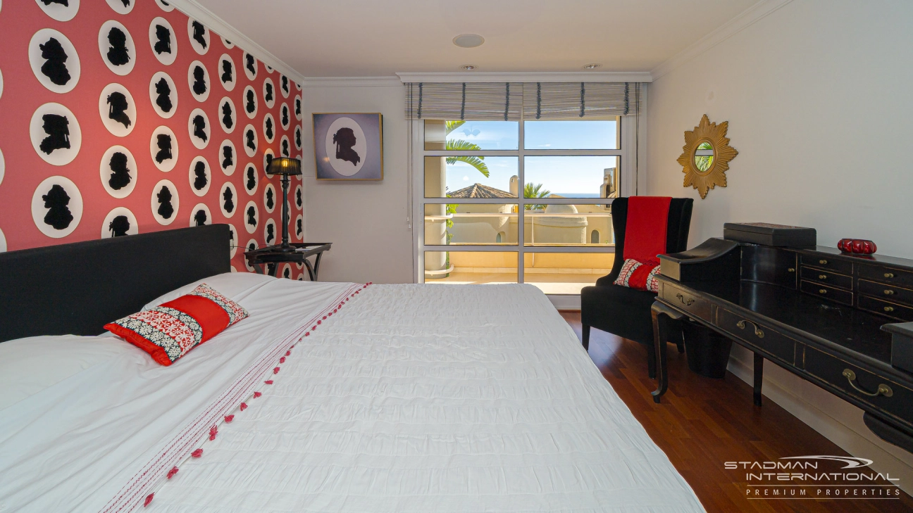 Villa de Luxe Spacieuse avec Vue Imprenable sur la Mer à Altea Hills