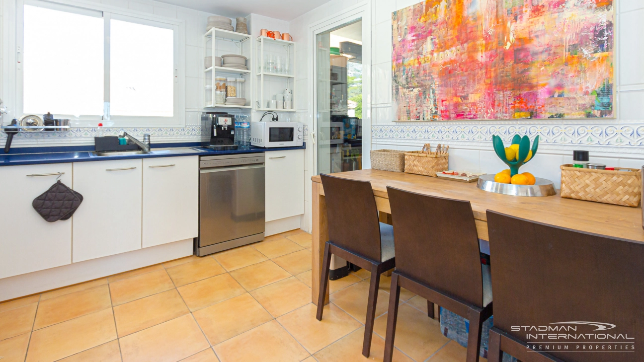 Penthouse Spacieux près du Port de Porto Senso et de la Plage