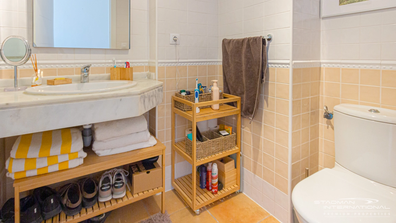 Penthouse Spacieux près du Port de Porto Senso et de la Plage