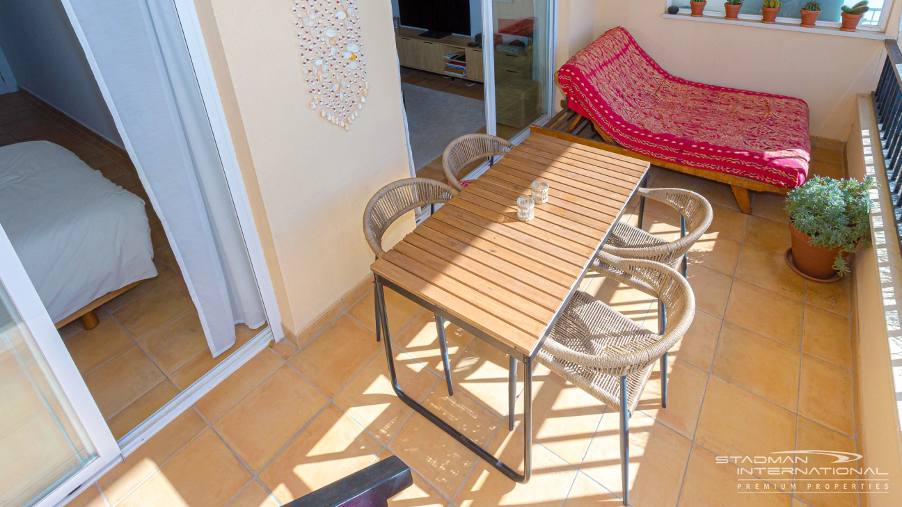 Penthouse Spacieux près du Port de Porto Senso et de la Plage