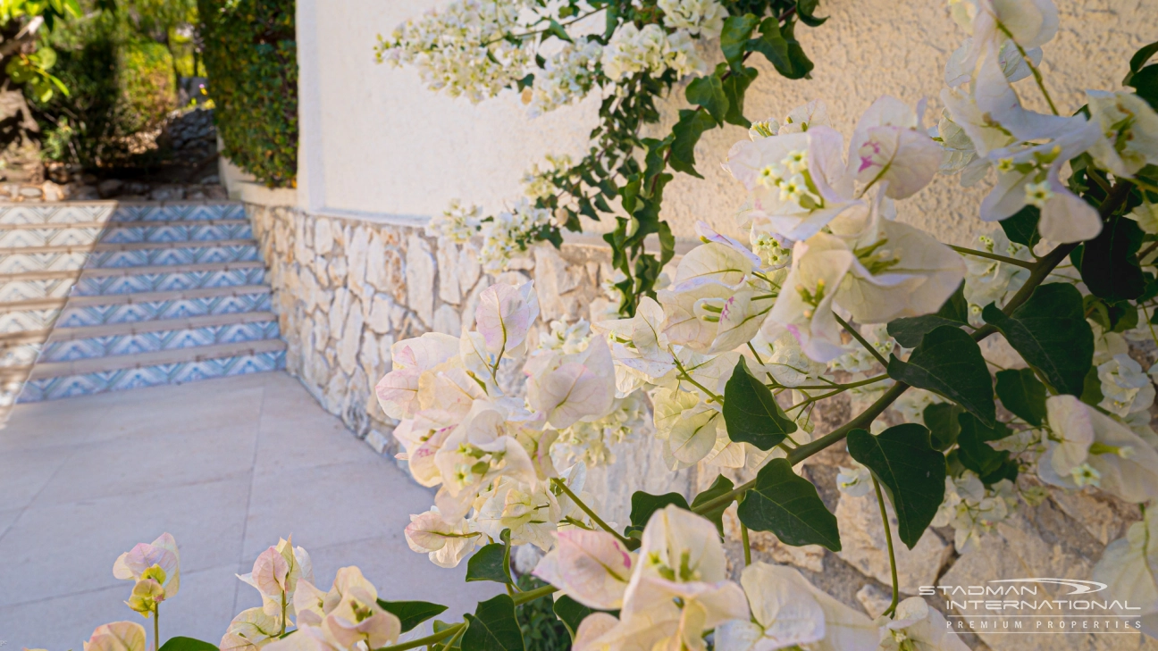 Vakker Villa med Panoramautsikt over Havet nær Altea La Vella