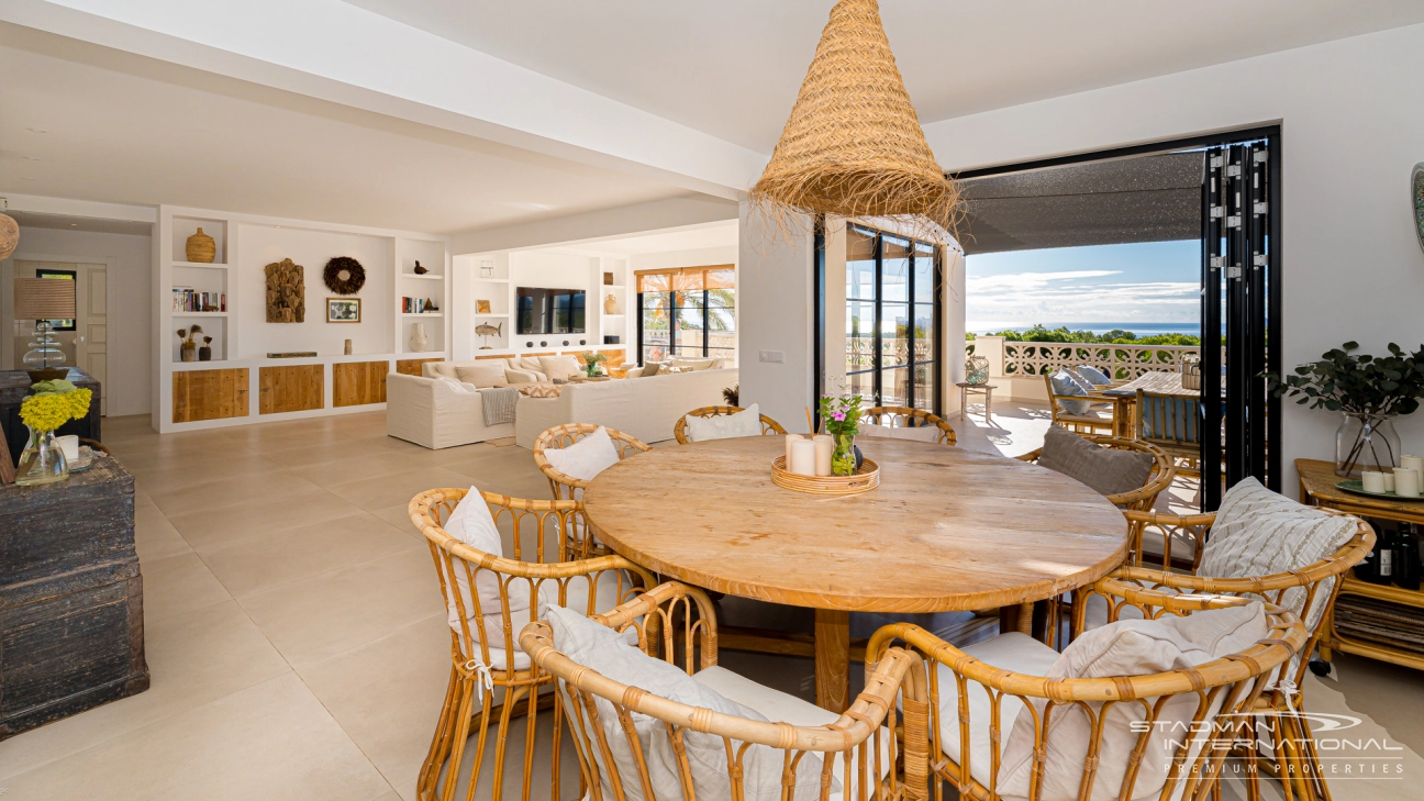 Vakker Villa med Panoramautsikt over Havet nær Altea La Vella