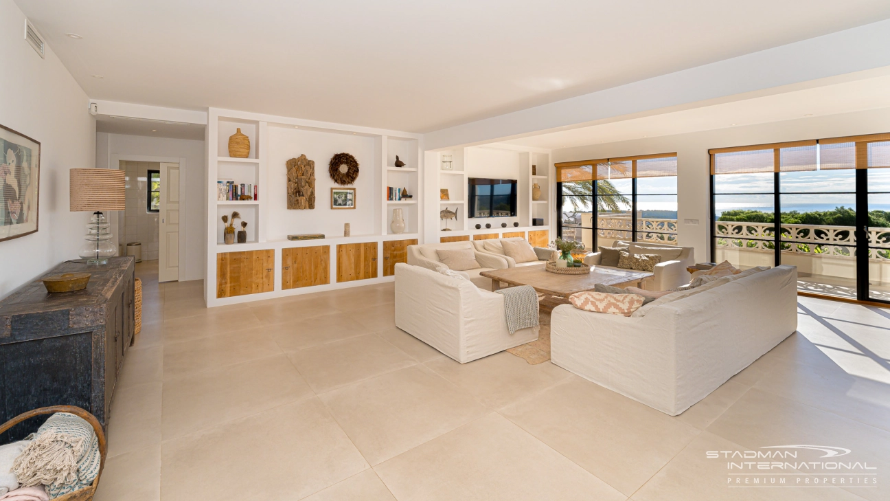 Vakker Villa med Panoramautsikt over Havet nær Altea La Vella