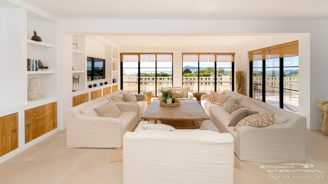 Vakker Villa med Panoramautsikt over Havet nær Altea La Vella