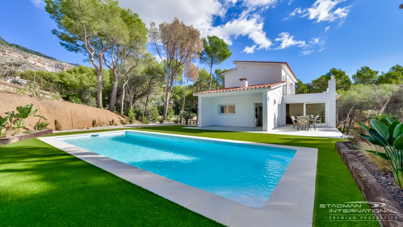 Villa Méditerranéenne Entièrement Rénovée Près du Altea Golf Club