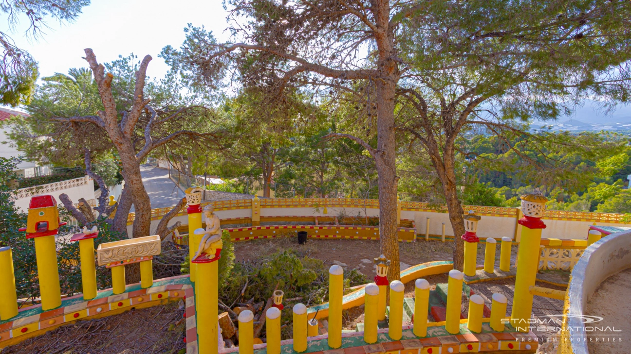 Renovatieproject met Zeezicht op een Toplocatie in Altea La Vella