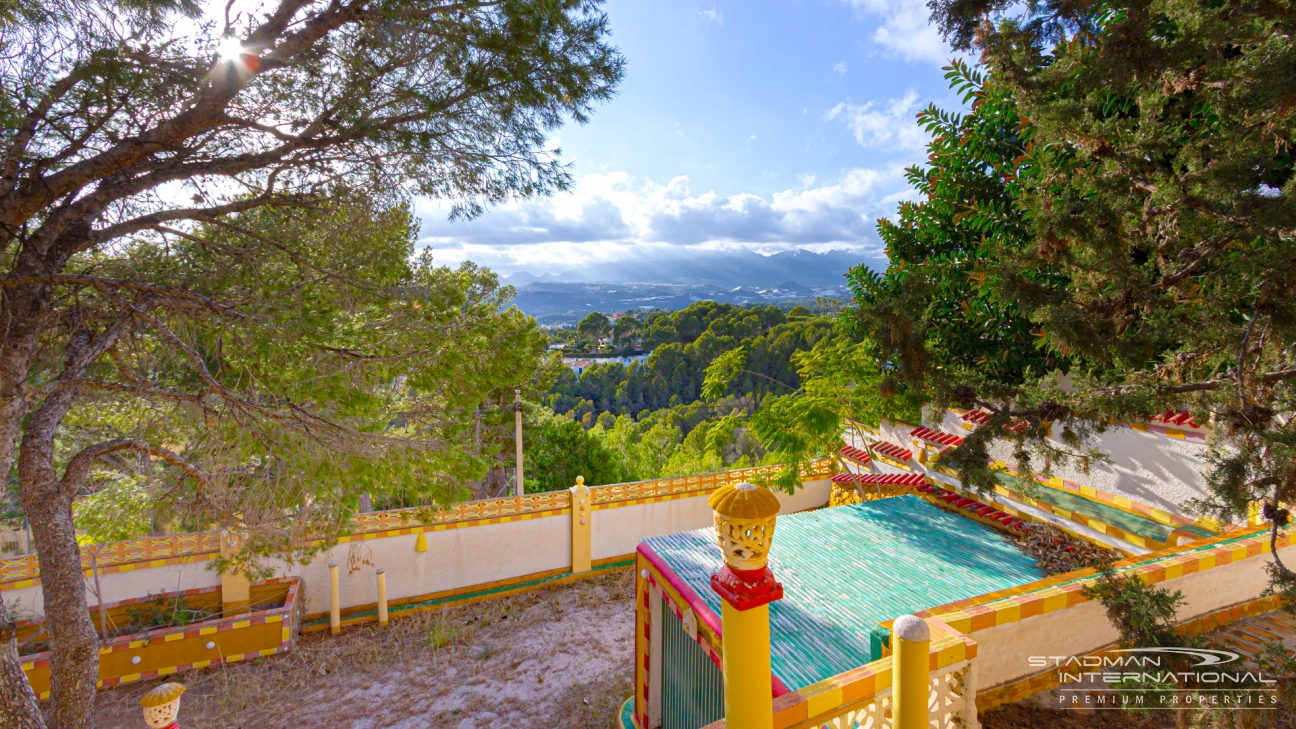 Renovatieproject met Zeezicht op een Toplocatie in Altea La Vella