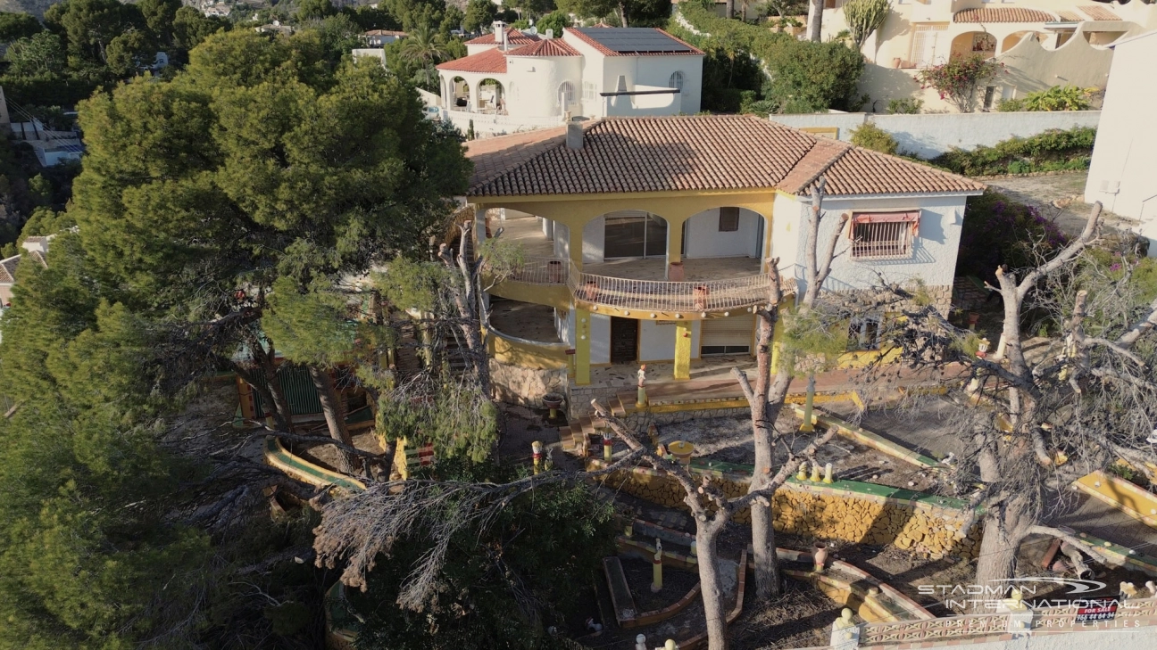 Renovatieproject met Zeezicht op een Toplocatie in Altea La Vella