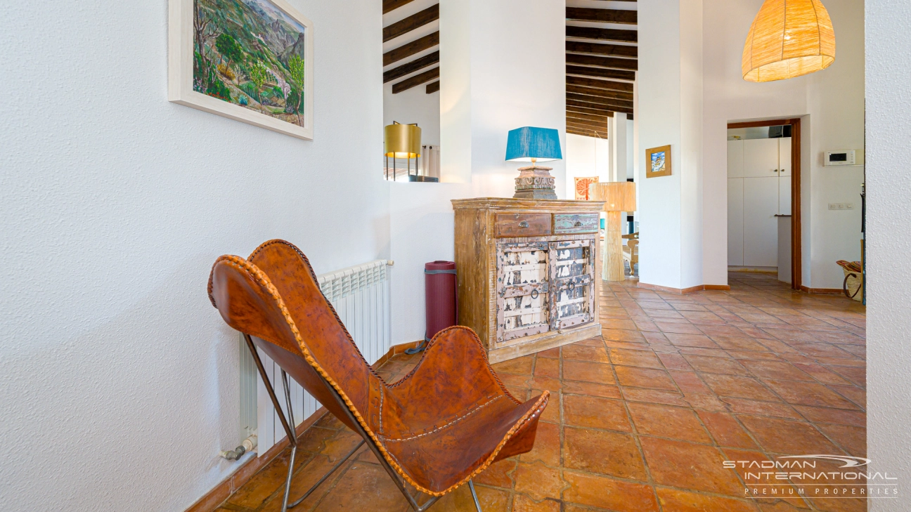 Elegante benerdige Villa mit herrlichem Meerblick