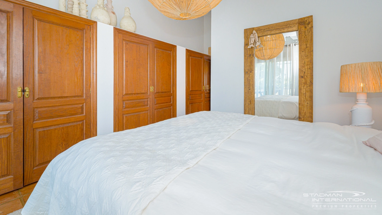 Elegante benerdige Villa mit herrlichem Meerblick