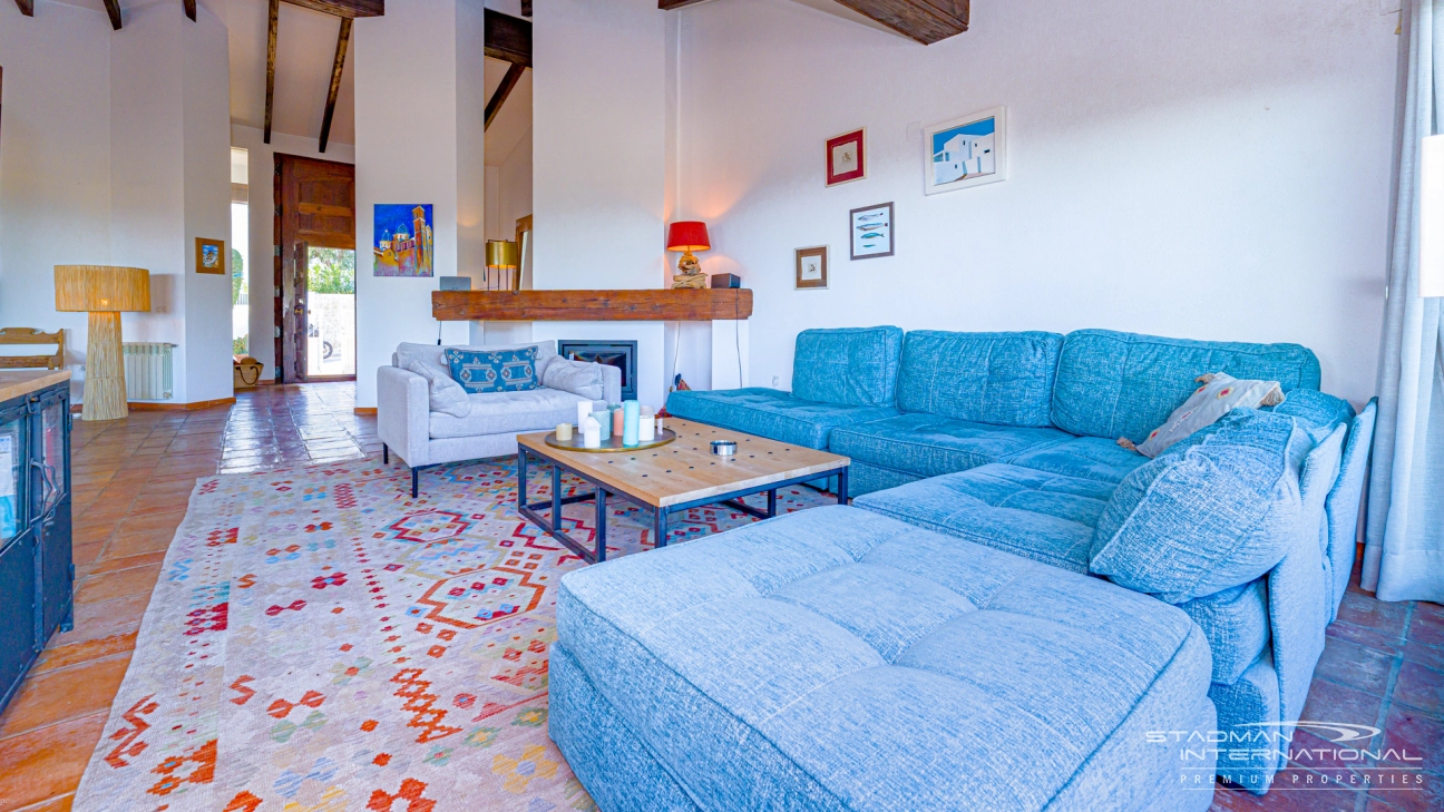 Elegante benerdige Villa mit herrlichem Meerblick