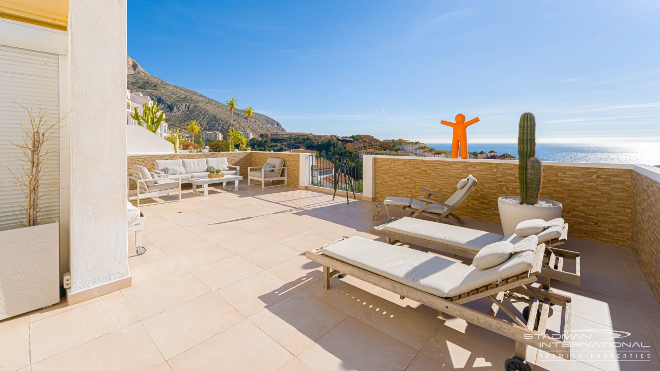 Mooi Appartement met Zeezicht en Ruim Terras aan het Strand