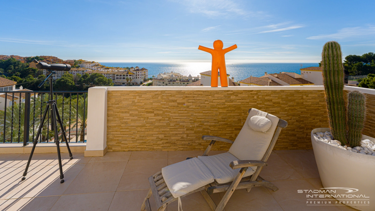 Mooi Appartement met Zeezicht en Ruim Terras aan het Strand