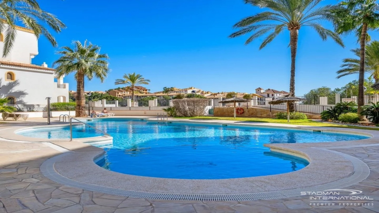 Mooi Appartement met Zeezicht en Ruim Terras aan het Strand