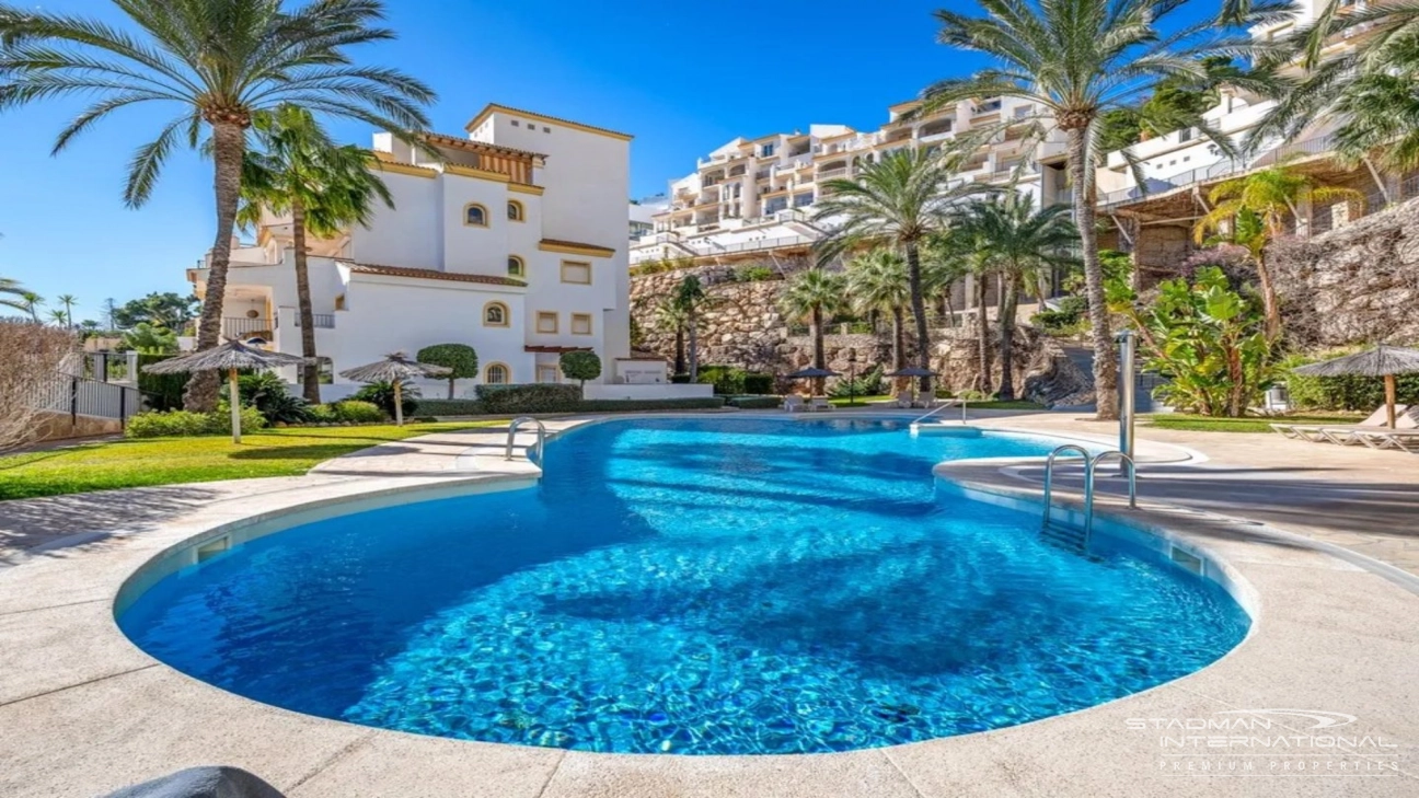 Mooi Appartement met Zeezicht en Ruim Terras aan het Strand