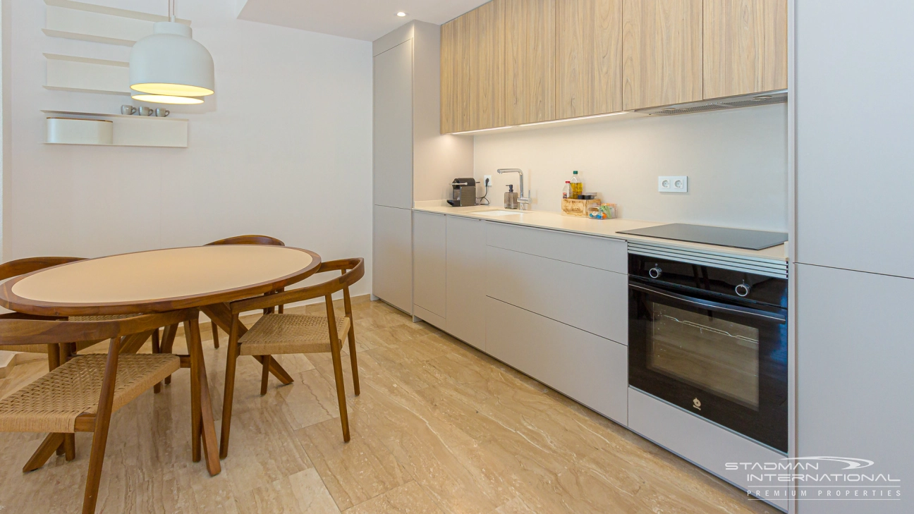 Lovely Sea View Apartment by the Beach in La Olla
