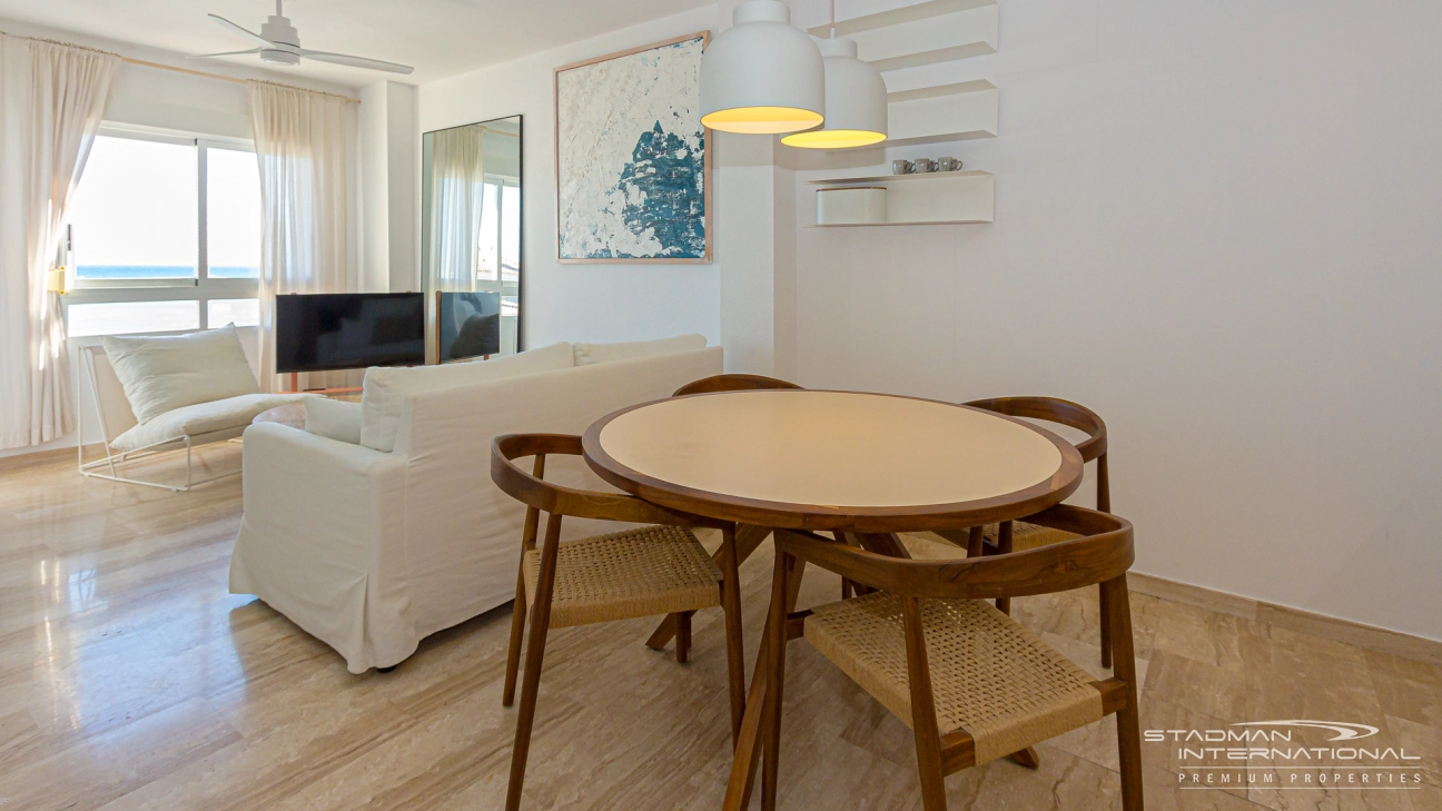 Lovely Sea View Apartment by the Beach in La Olla
