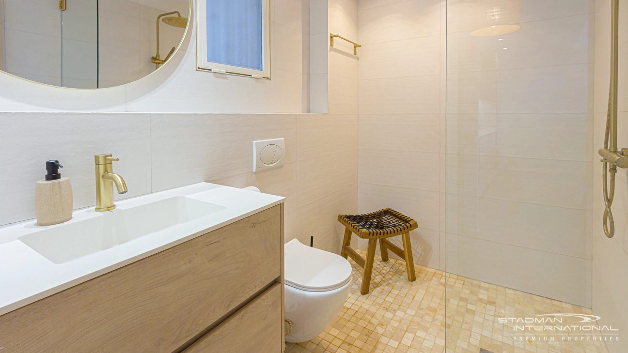 Lovely Sea View Apartment by the Beach in La Olla
