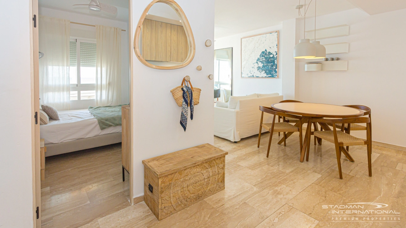 Lovely Sea View Apartment by the Beach in La Olla
