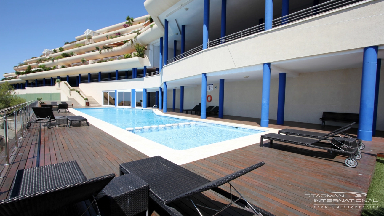 Spacious Luxury Apartment with Panoramic Sea Views in Altea Hills