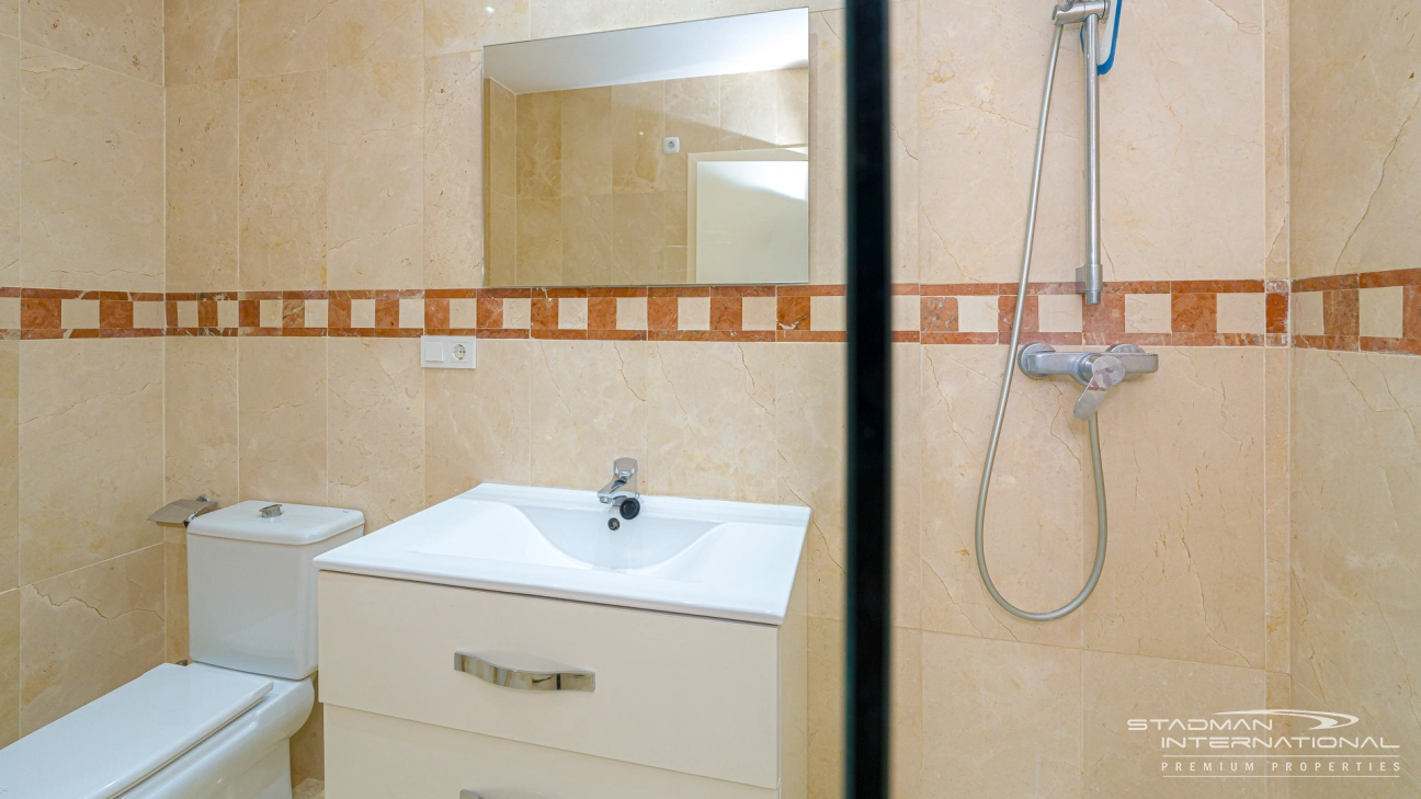 Spacious Luxury Apartment with Panoramic Sea Views in Altea Hills