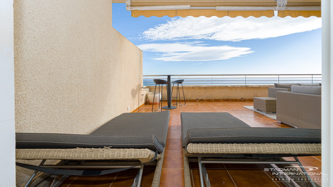 Spacious Luxury Apartment with Panoramic Sea Views in Altea Hills
