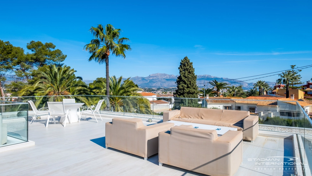 Exclusive Villa on a 6.000 m² Private Estate Near the Heart of Albir