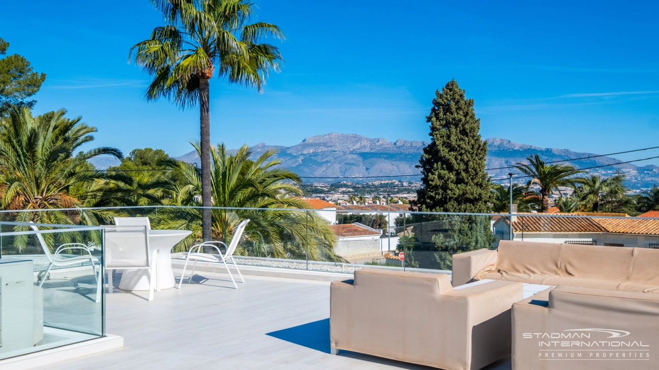 Exclusive Villa on a 6.000 m² Private Estate Near the Heart of Albir