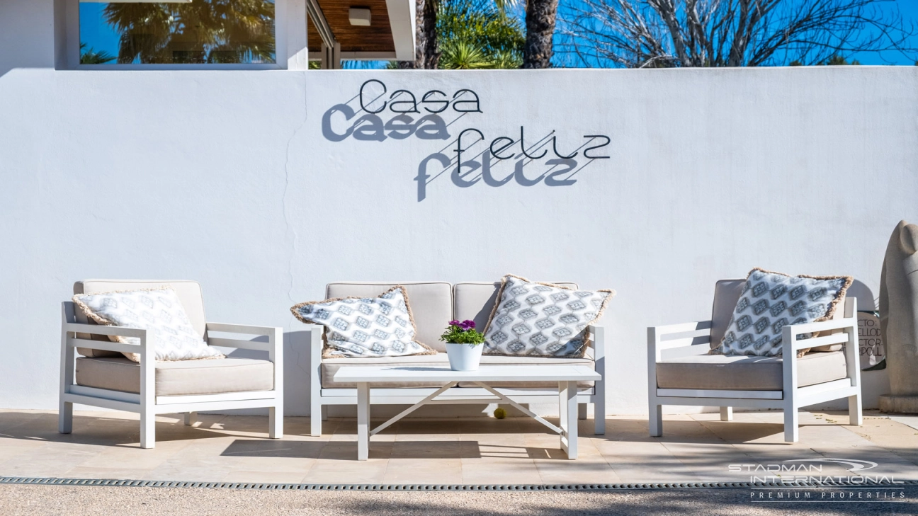 Exclusive Villa on a 6.000 m² Private Estate Near the Heart of Albir