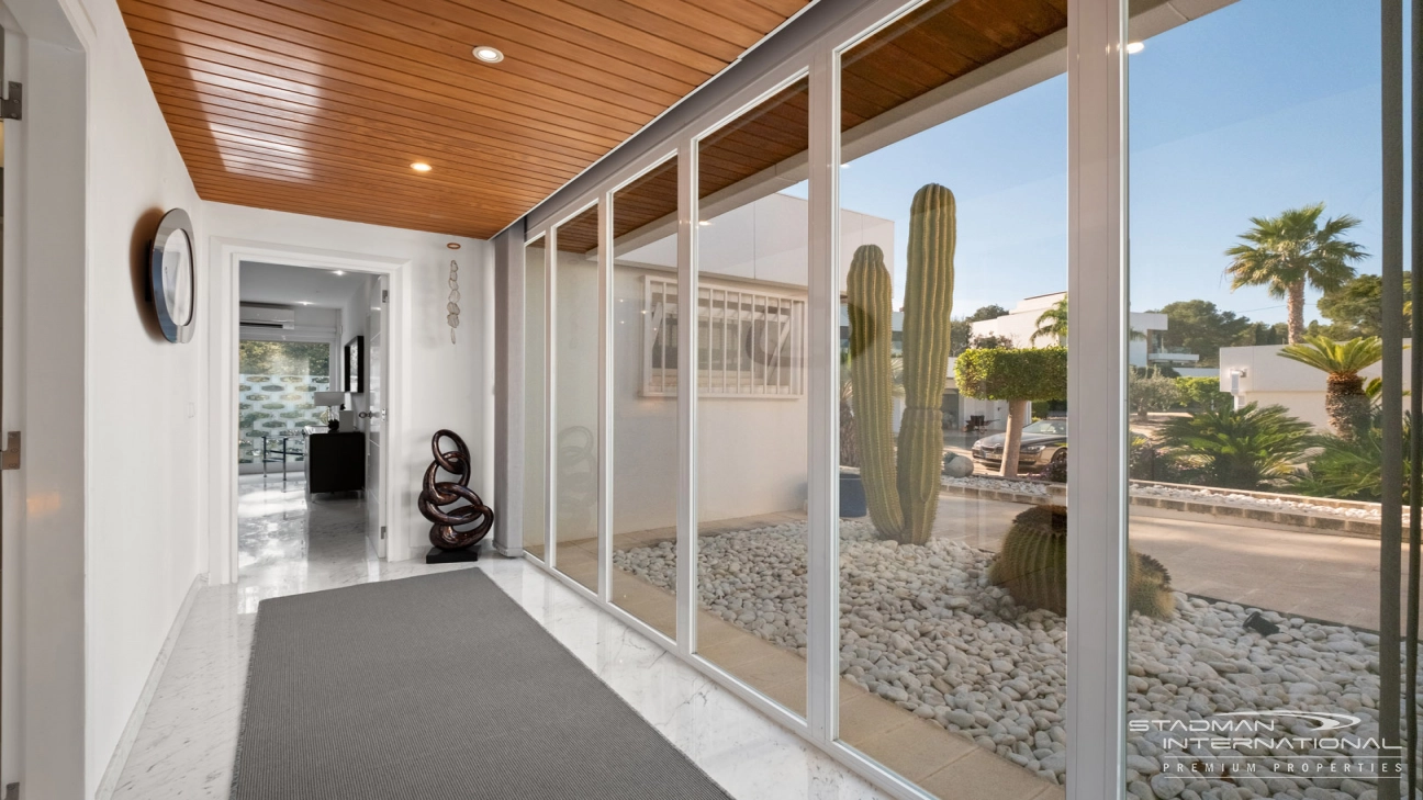 Exclusive Villa on a 6.000 m² Private Estate Near the Heart of Albir