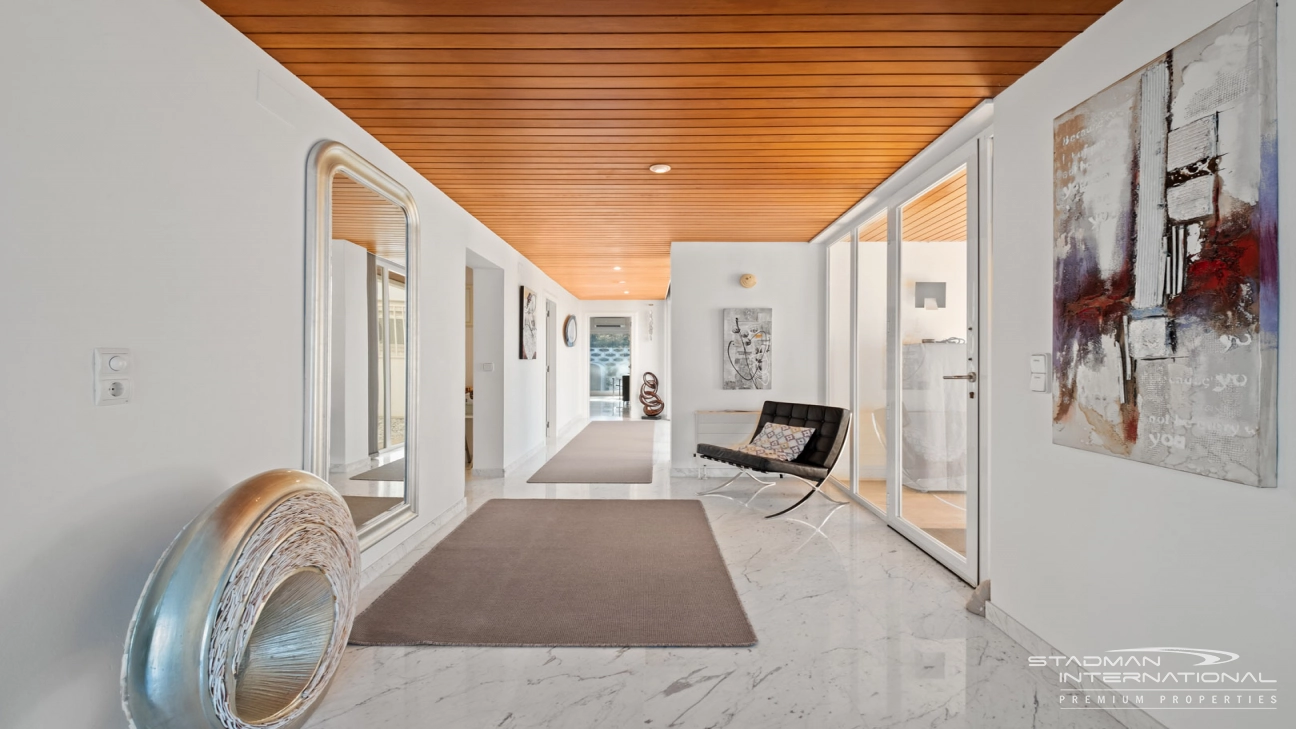 Exclusive Villa on a 6.000 m² Private Estate Near the Heart of Albir