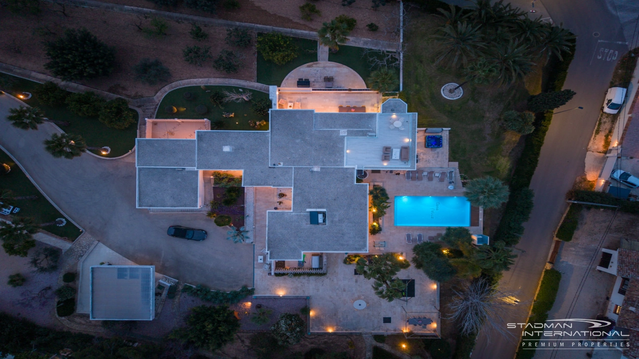 Exclusiva Villa en una Finca de 6.000 m² cerca del Centro de Albir