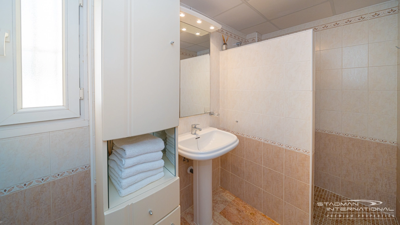 Beachside Apartment with Large Terrace and Beautiful Sea Views