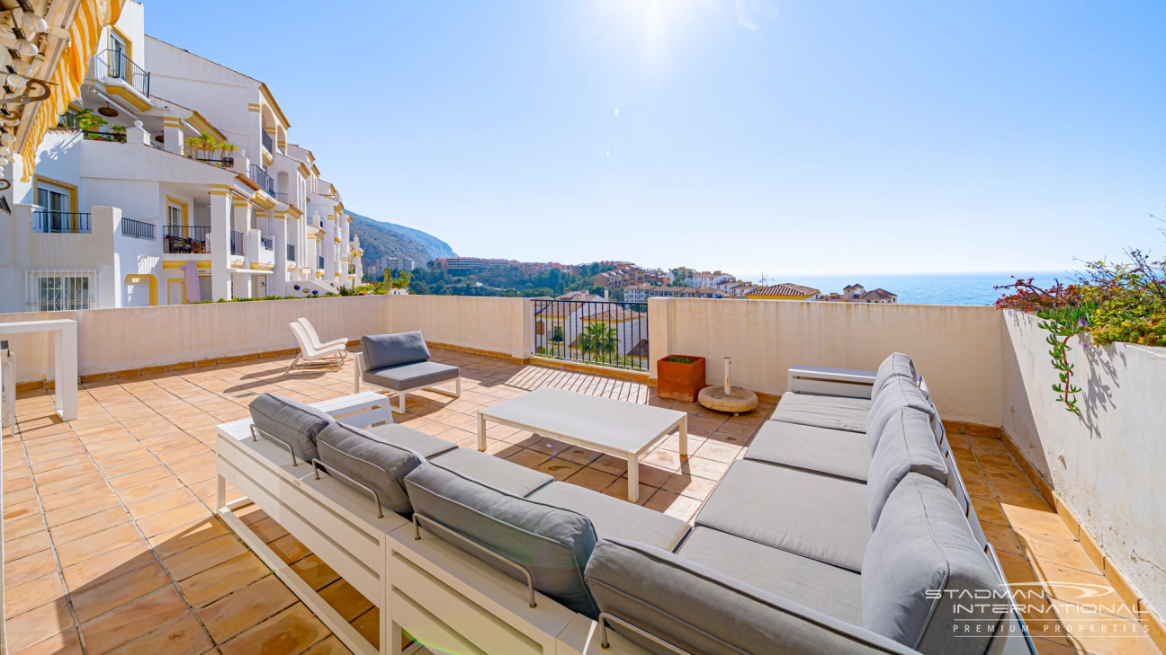 Appartement aan het Strand met Groot Terras en Zeezicht